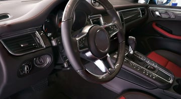 Electronic power steering system inside a new vehicle